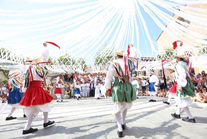 La patrona de pollença baile cossiers