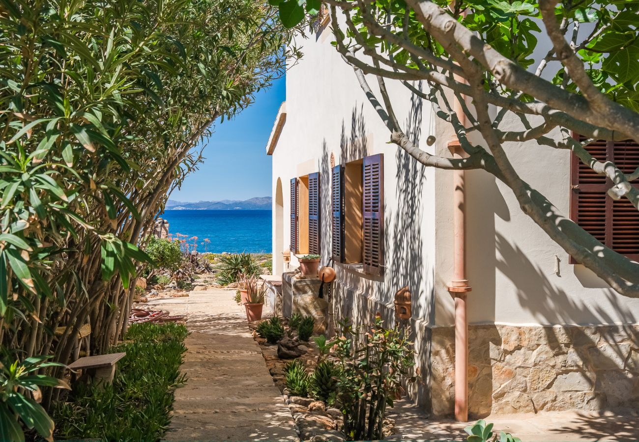 Ferienhaus in Arta - Ferienhäuser vor dem Meer Casa Sa Nau auf Mallorca