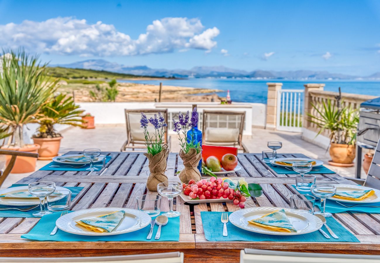 Haus am Strand in Son Serra de Marina