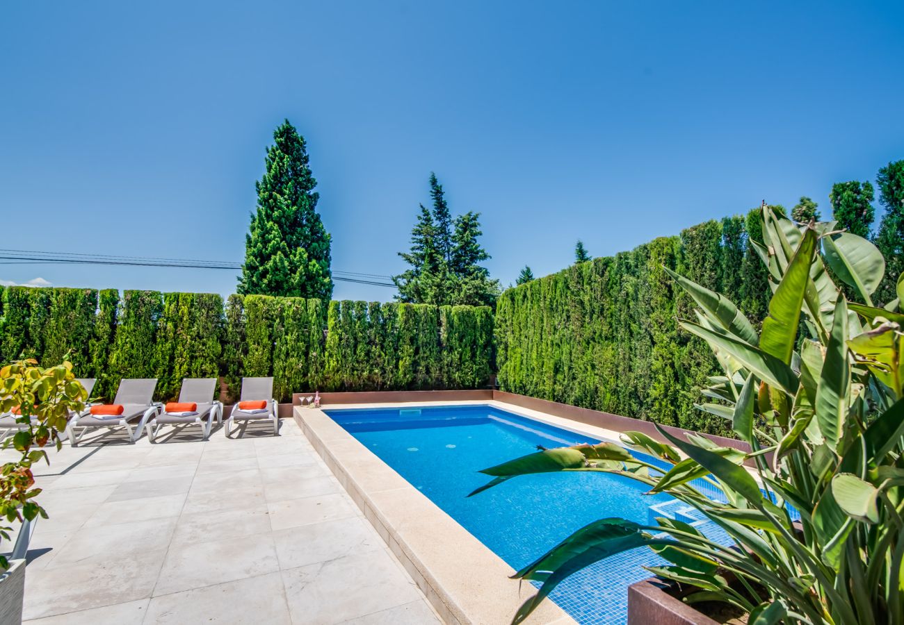 Casa con piscina privada en Alcudia