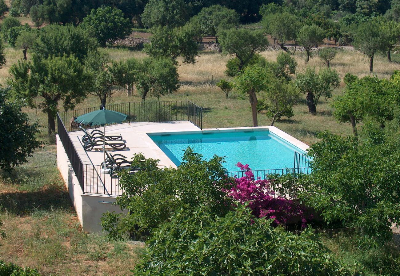 Finca en Buger - Finca rustica con piscina Cas Mut en Mallorca