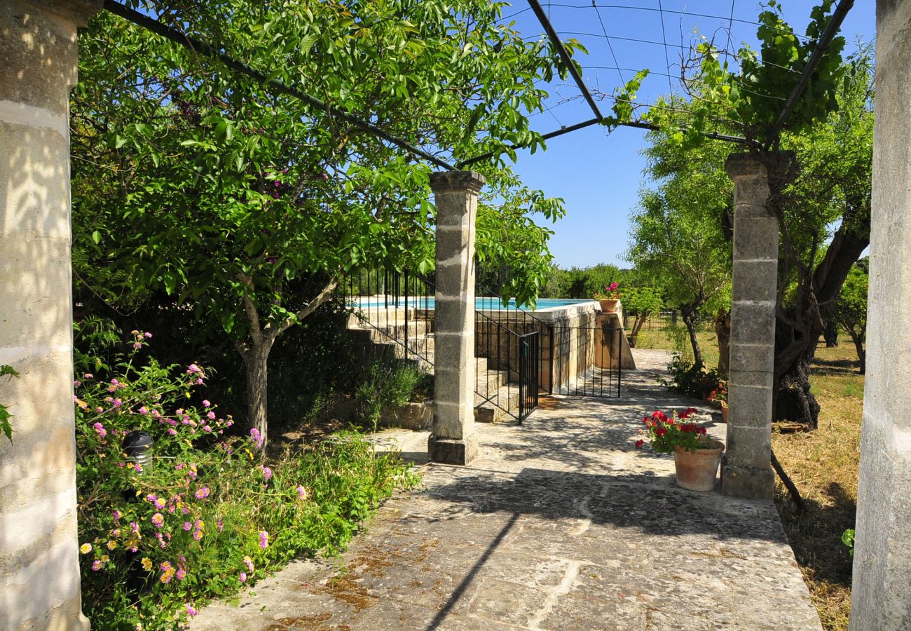 Finca en Buger - Finca rustica con piscina Cas Mut en Mallorca