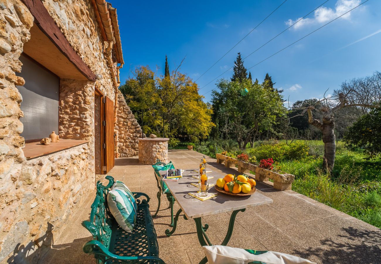 Finca en Buger - Finca rústica con piscina Cas Mut en Mallorca