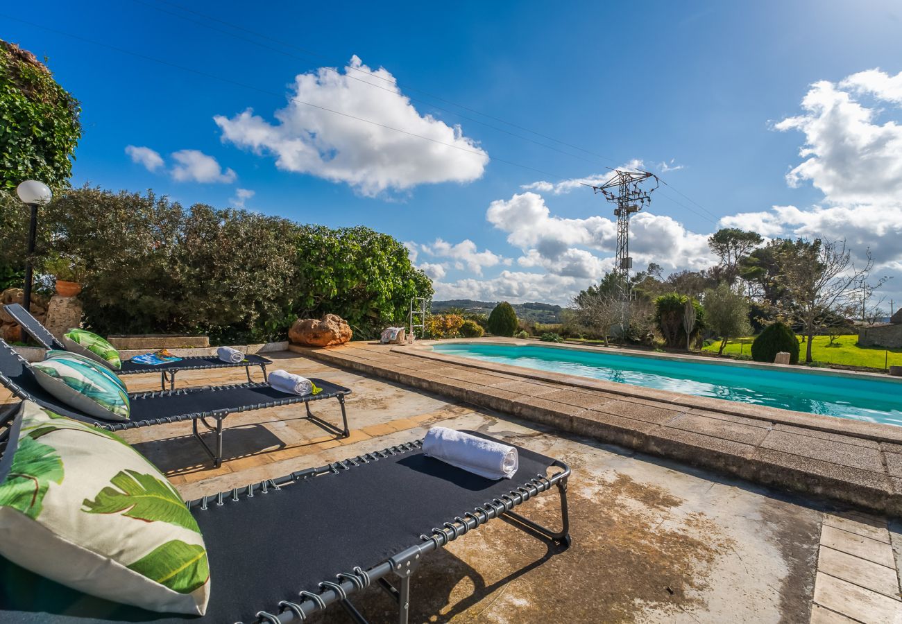 Finca en Lloret de Vistalegre - Finca rural en Mallorca Ca Na Venta con piscina privada.