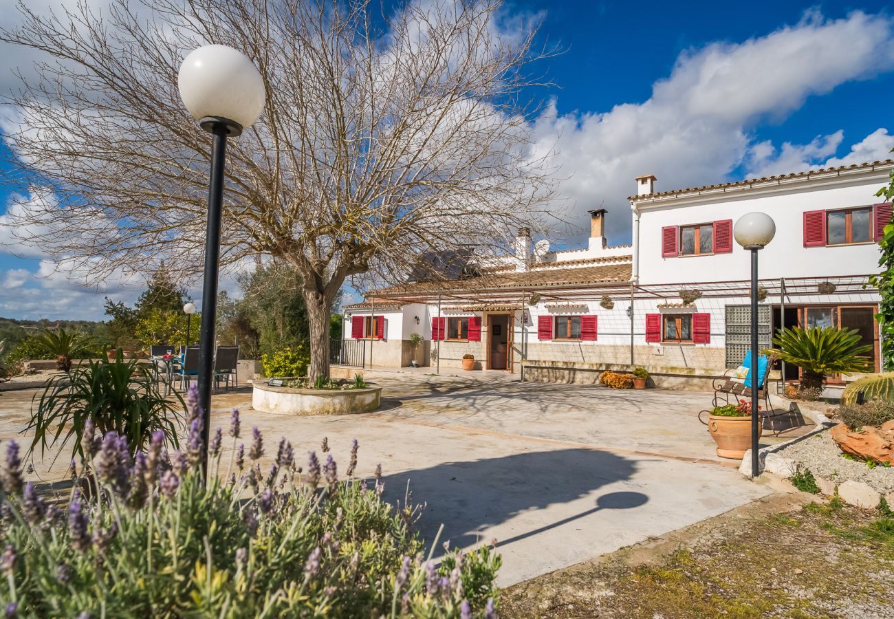 Finca en Lloret de Vistalegre - Finca rural en Mallorca Ca Na Venta con piscina privada.