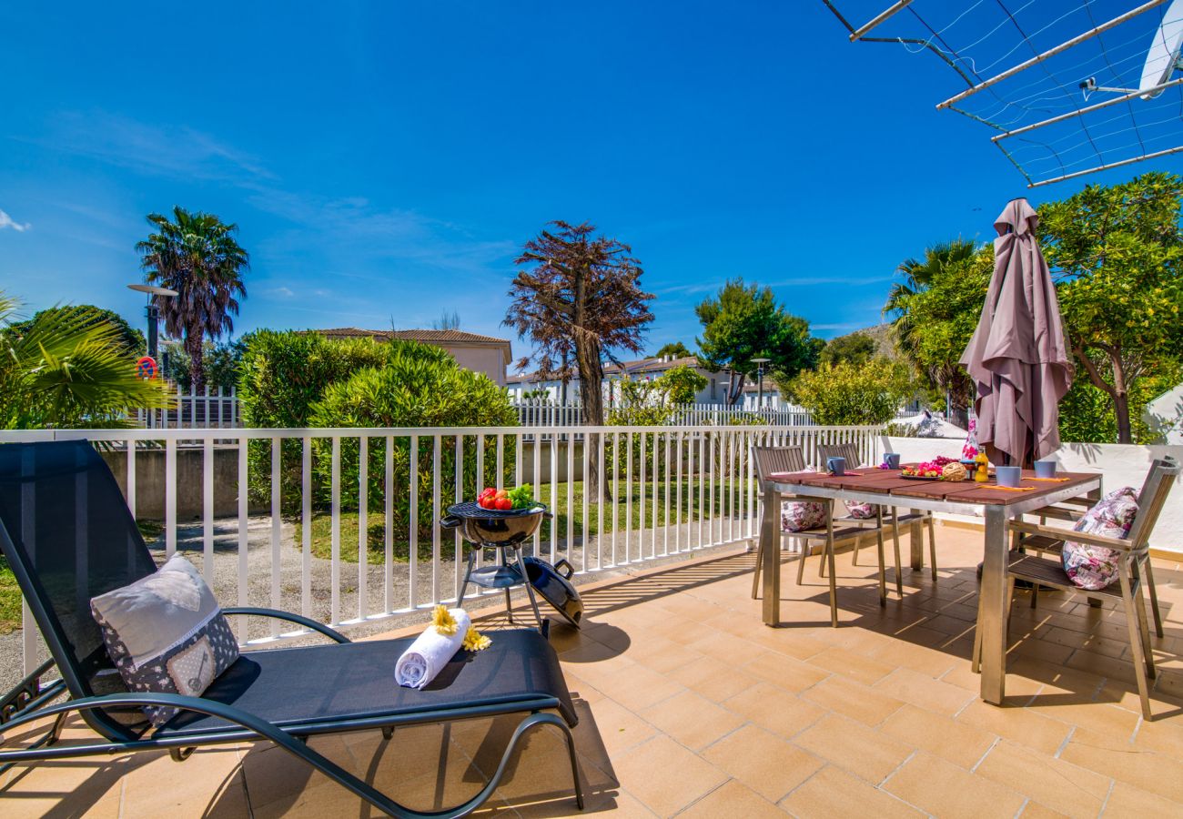 Appartement en rez-de-chaussée avec terrasse à Puerto de Alcudia.