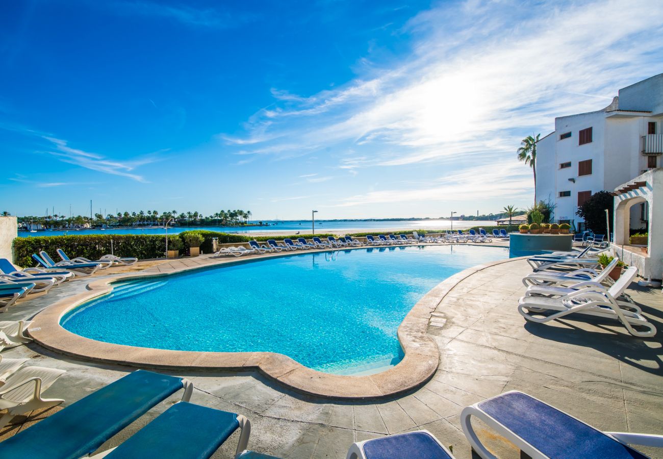 Appartement avec terrasse, vue sur mer et piscine à Majorque