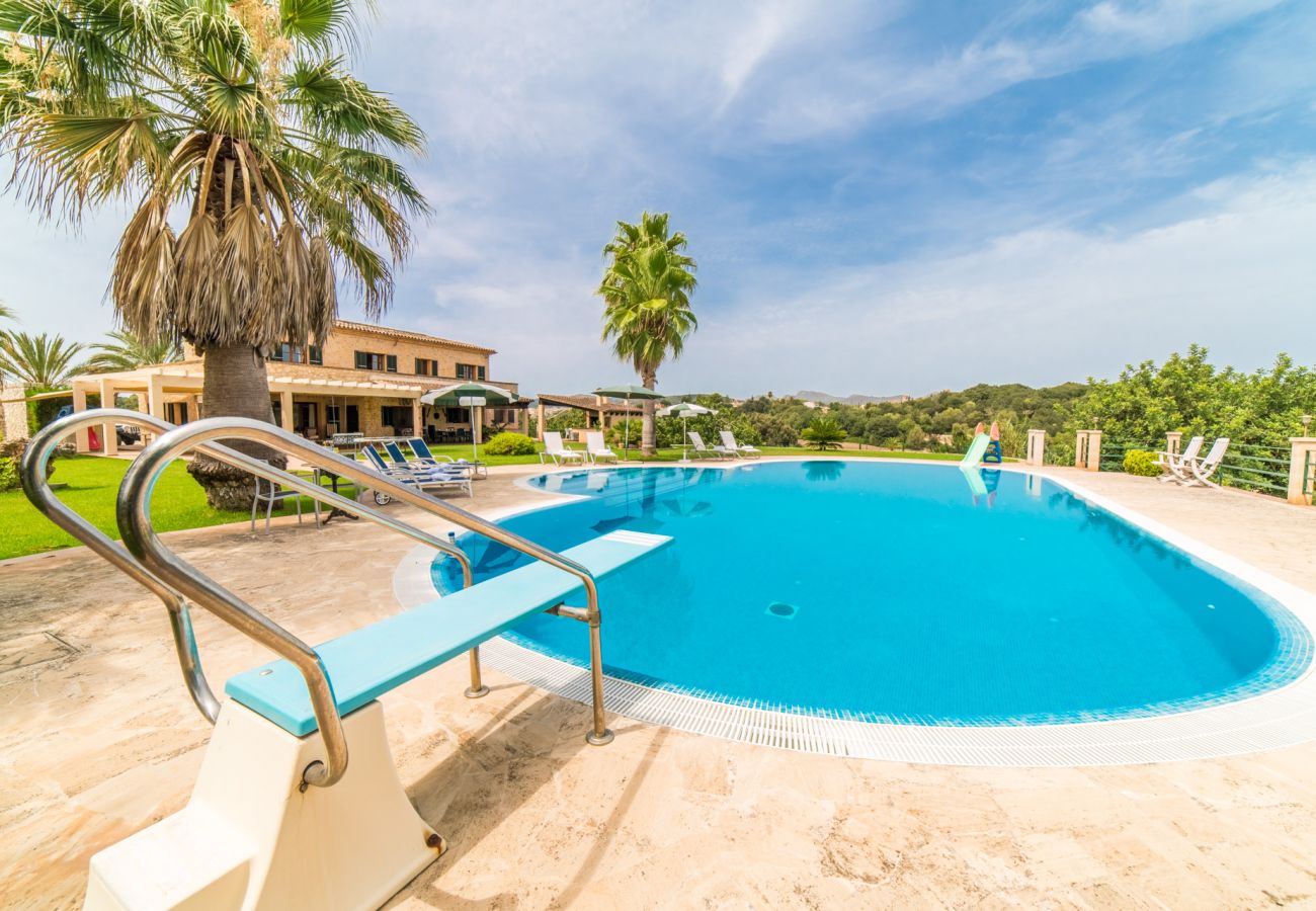 Vacances à Majorque dans une finca rurale avec piscine