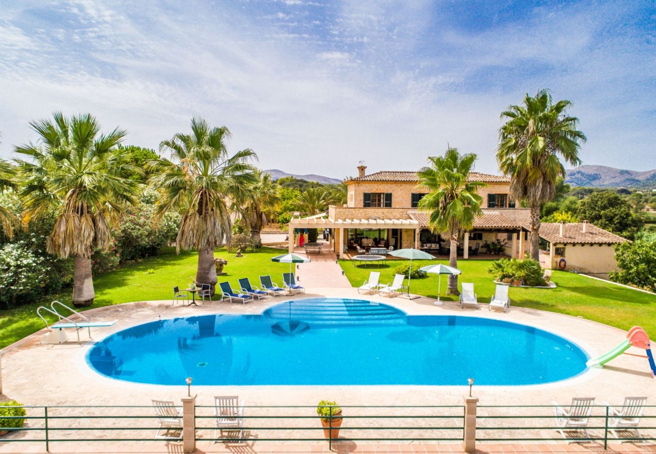 Finca de vacances avec grande piscine à Majorque