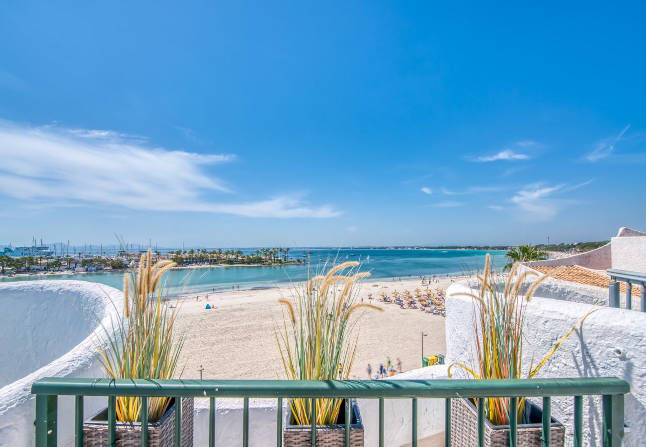  Appartement en bord de mer à Alcudia avec vue sur la mer