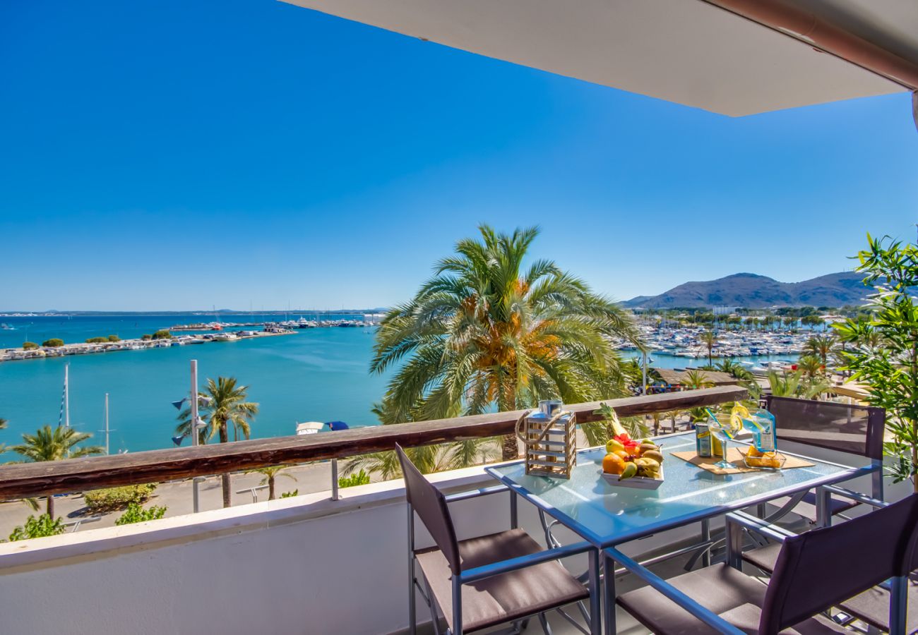 Appartement en location de vacances à Puerto Alcudia avec vue sur la mer