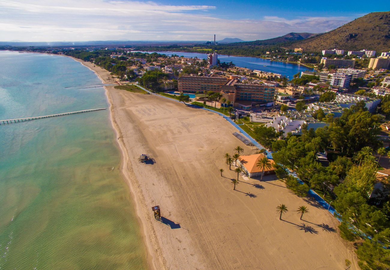 Appartement à Alcudia - Appartement moderne Mimosa avec vue sur la mer à Puerto Alcudia