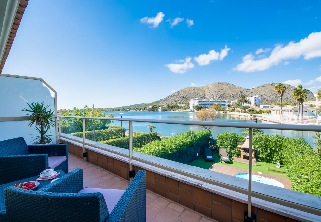 Maison avec vue sur le lac à Playa de Alcudia. 