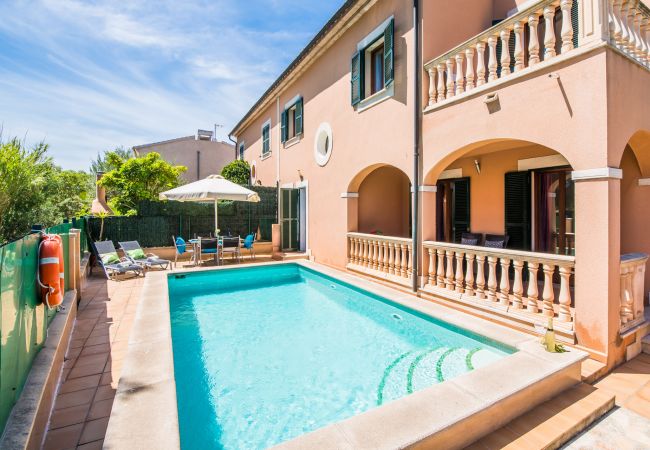 Maison Delicias avec piscine près de la plage à Alcudia