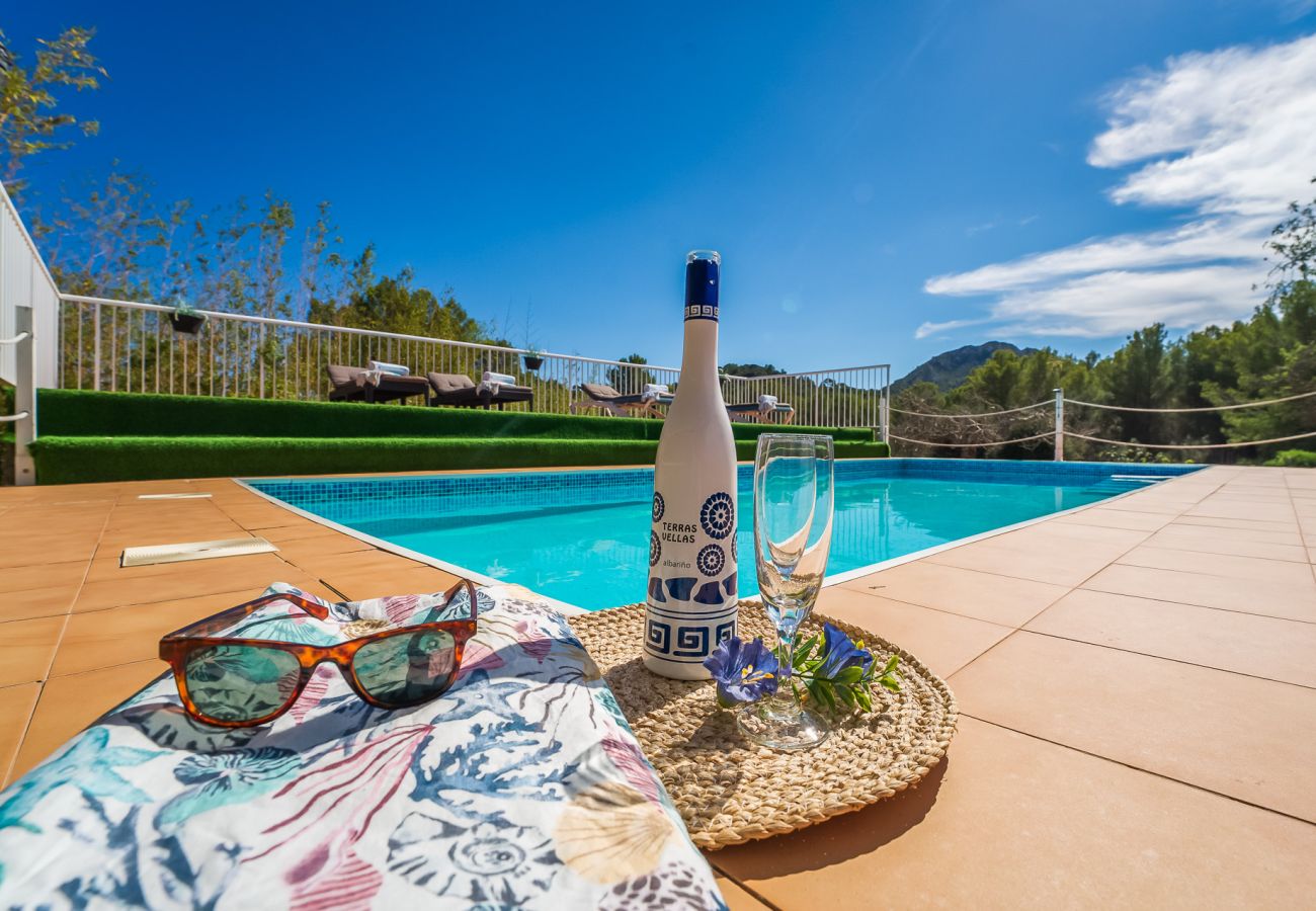 Domaine à Capdepera -  Finca Can Caragol Font de sa Cala avec piscine