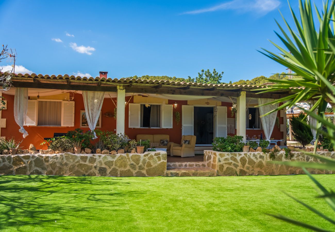 Domaine à Capdepera -  Finca Can Caragol Font de sa Cala avec piscine