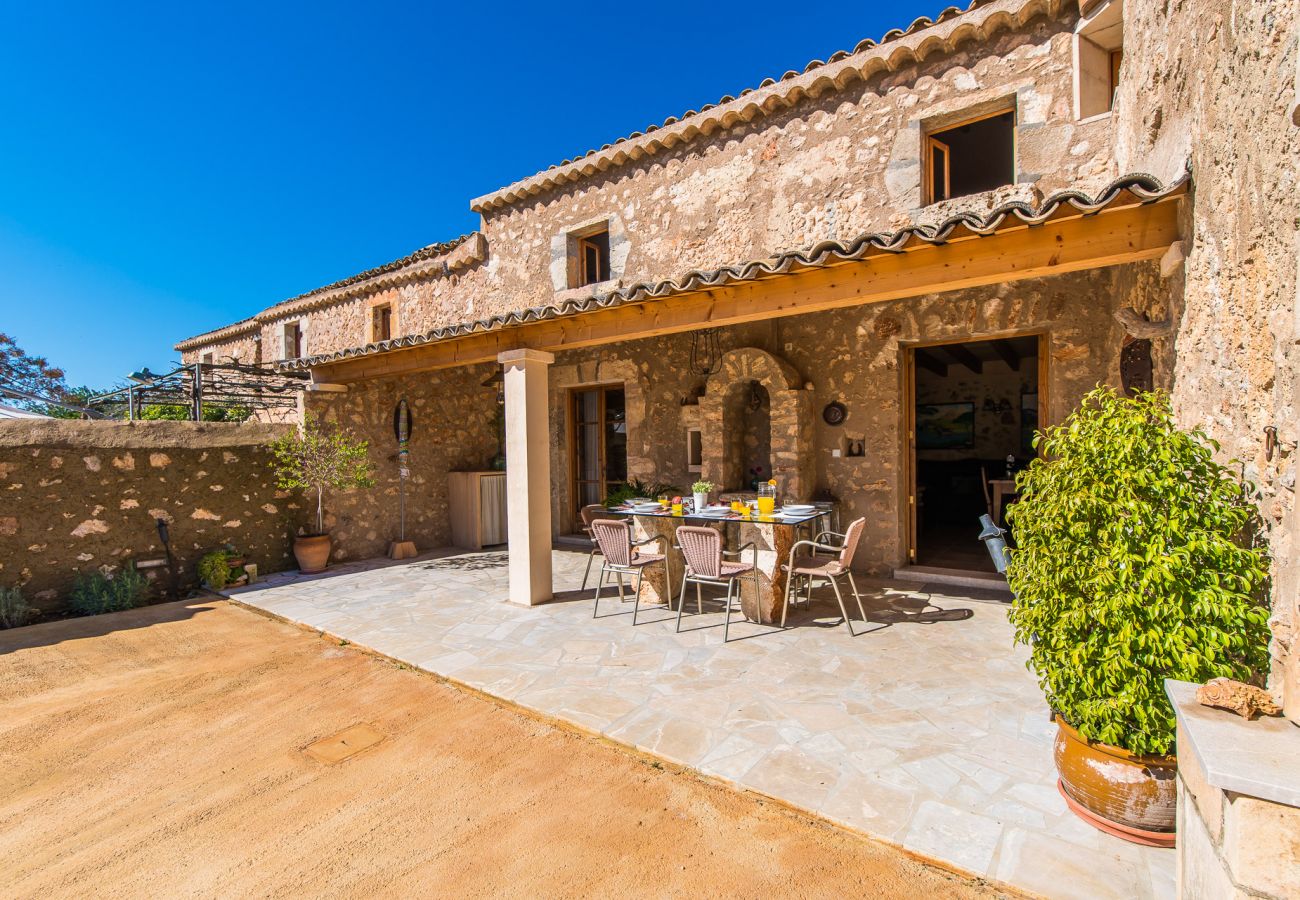 Finca rurale pour 6 avec piscine à Majorque 