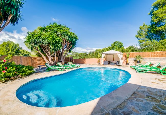 Finca avec piscine et barbecue à Majorque