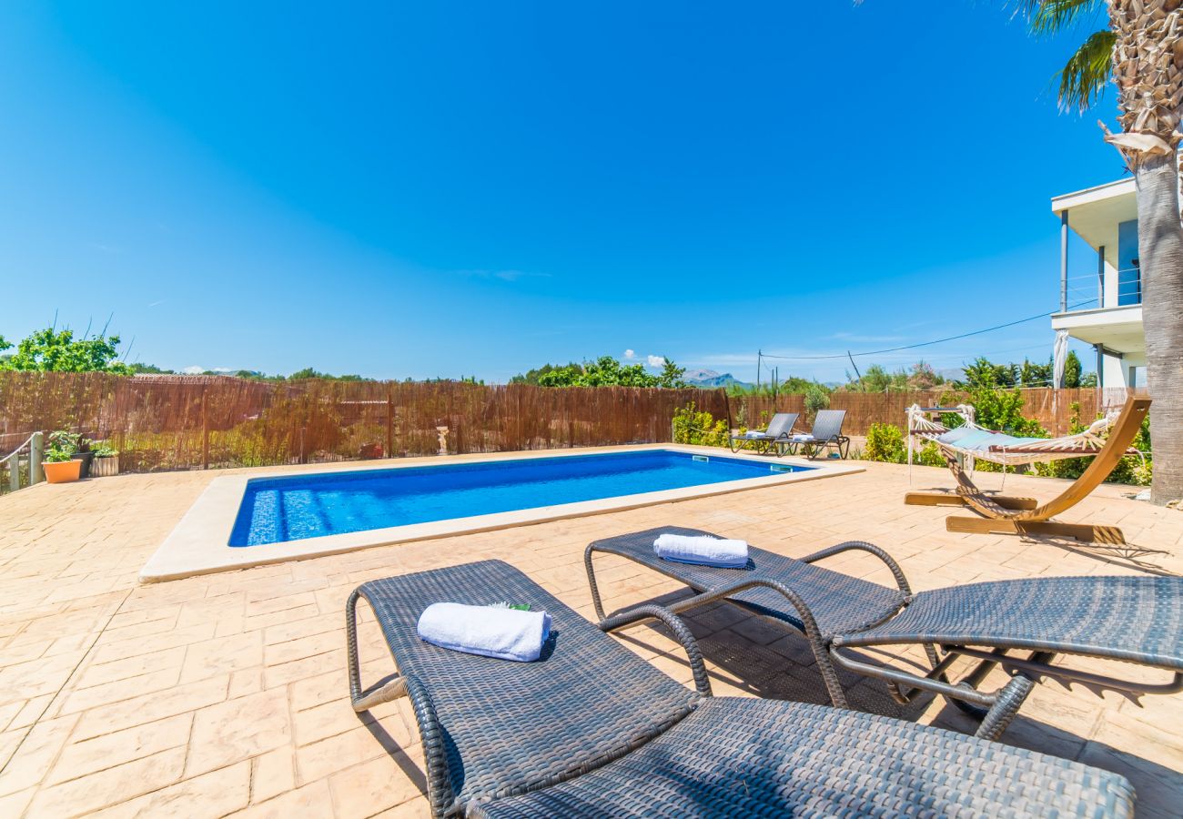 Maison avec piscine et barbecue à Alcudia près de la mer