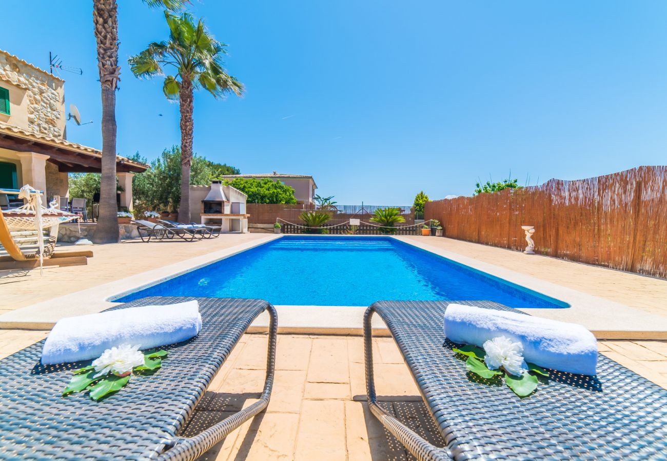 Maison près de la mer à Alcudia avec barbecue et piscine