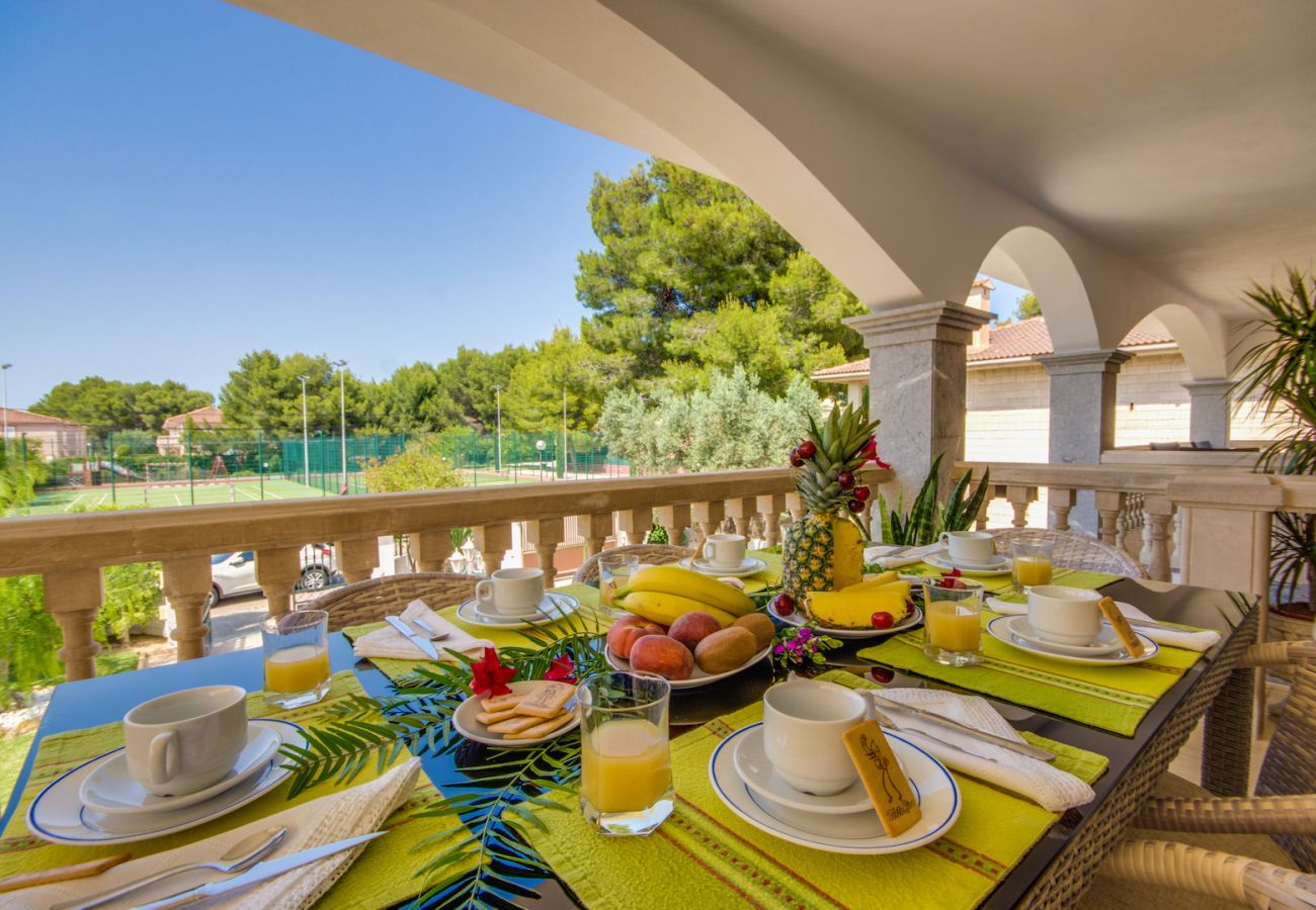 Maison à Alcudia - Casa Flor avec piscine près de la plage d'Alcudia à Majorque