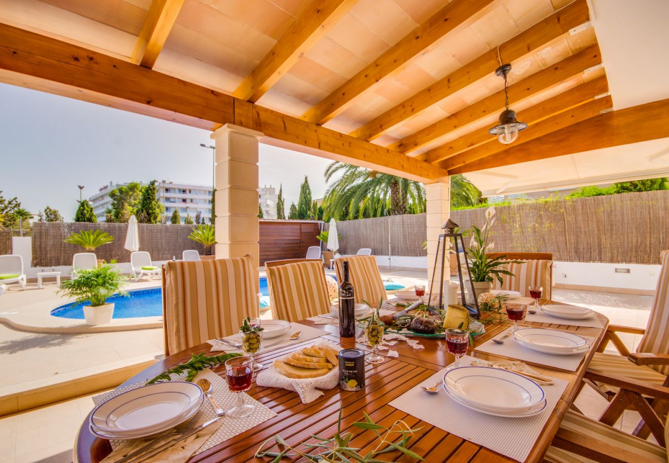 Maison à Alcudia - Casa Flor avec piscine près de la plage d'Alcudia à Majorque