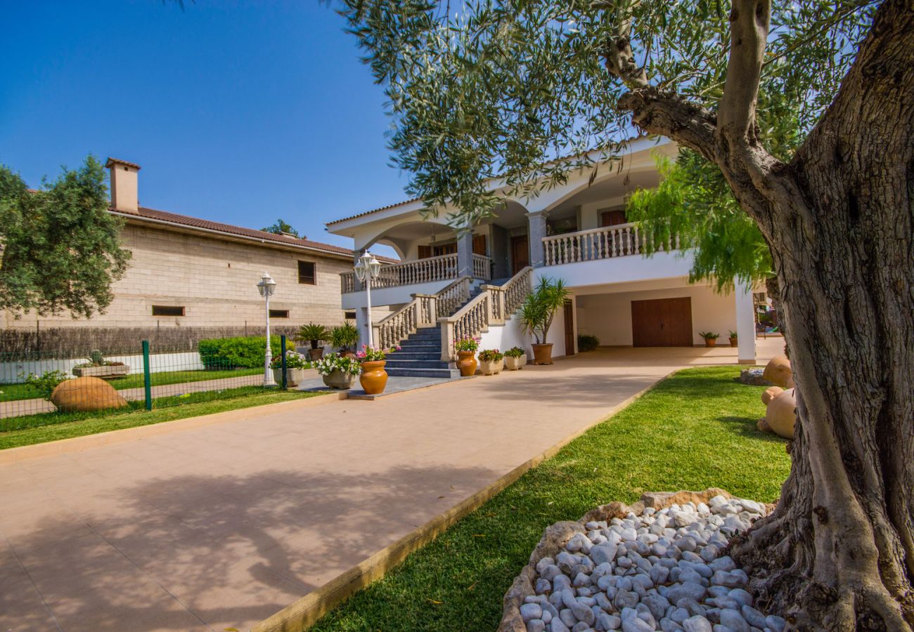 Maison à Alcudia - Casa Flor avec piscine près de la plage d'Alcudia à Majorque