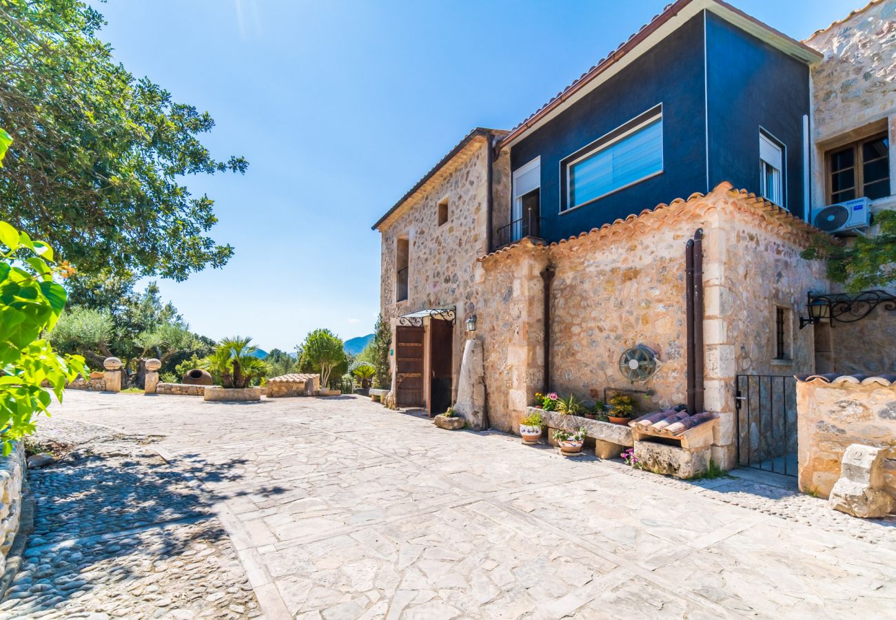 Domaine à Campanet - Maison en pierre au milieu de la nature à Caselles Petit