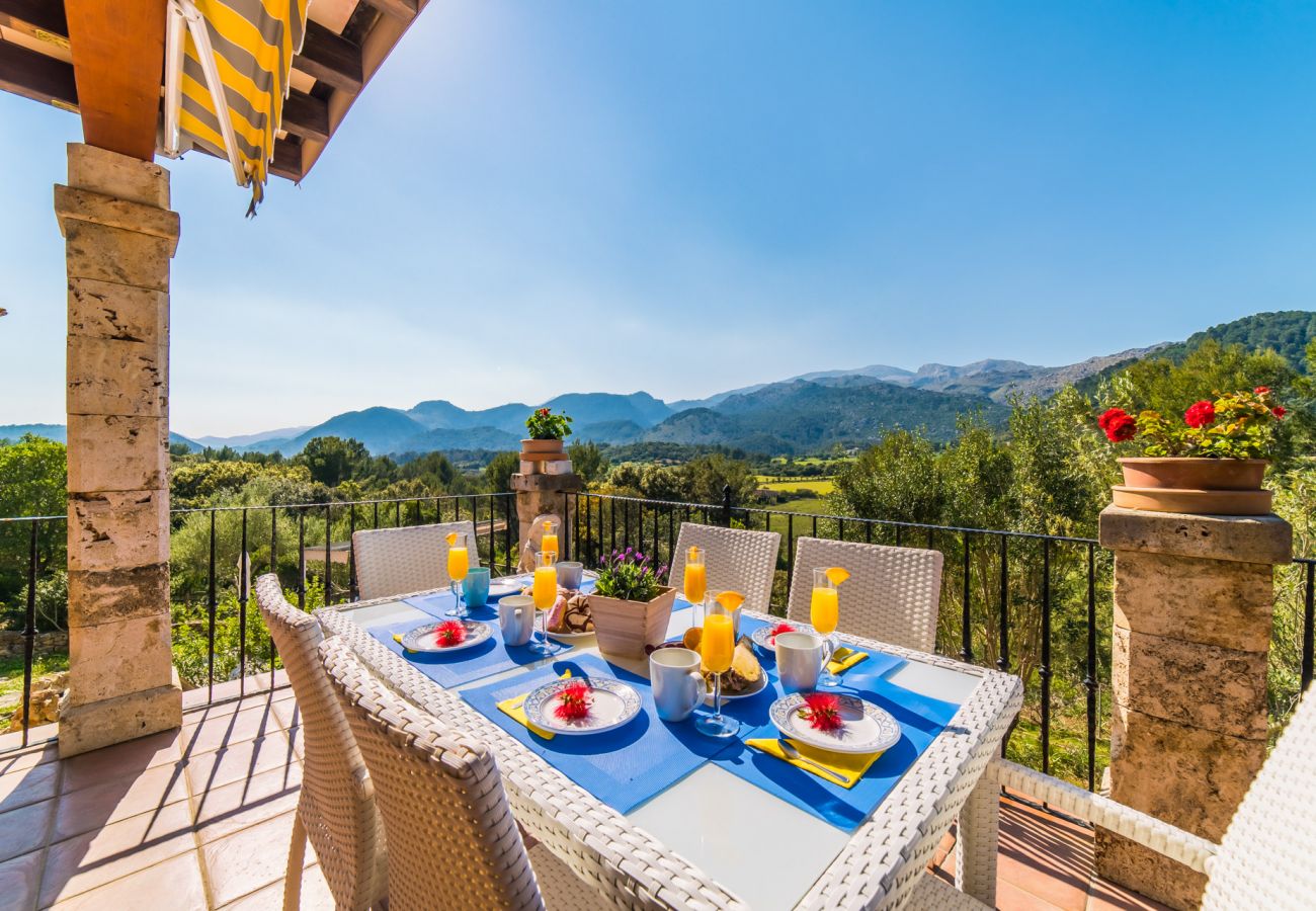 Vacances à Majorque dans une finca avec piscine