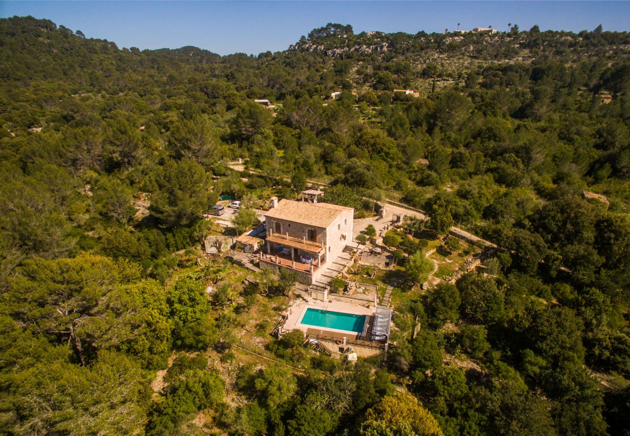 Domaine à Campanet - Maison en pierre au milieu de la nature à Caselles Petit