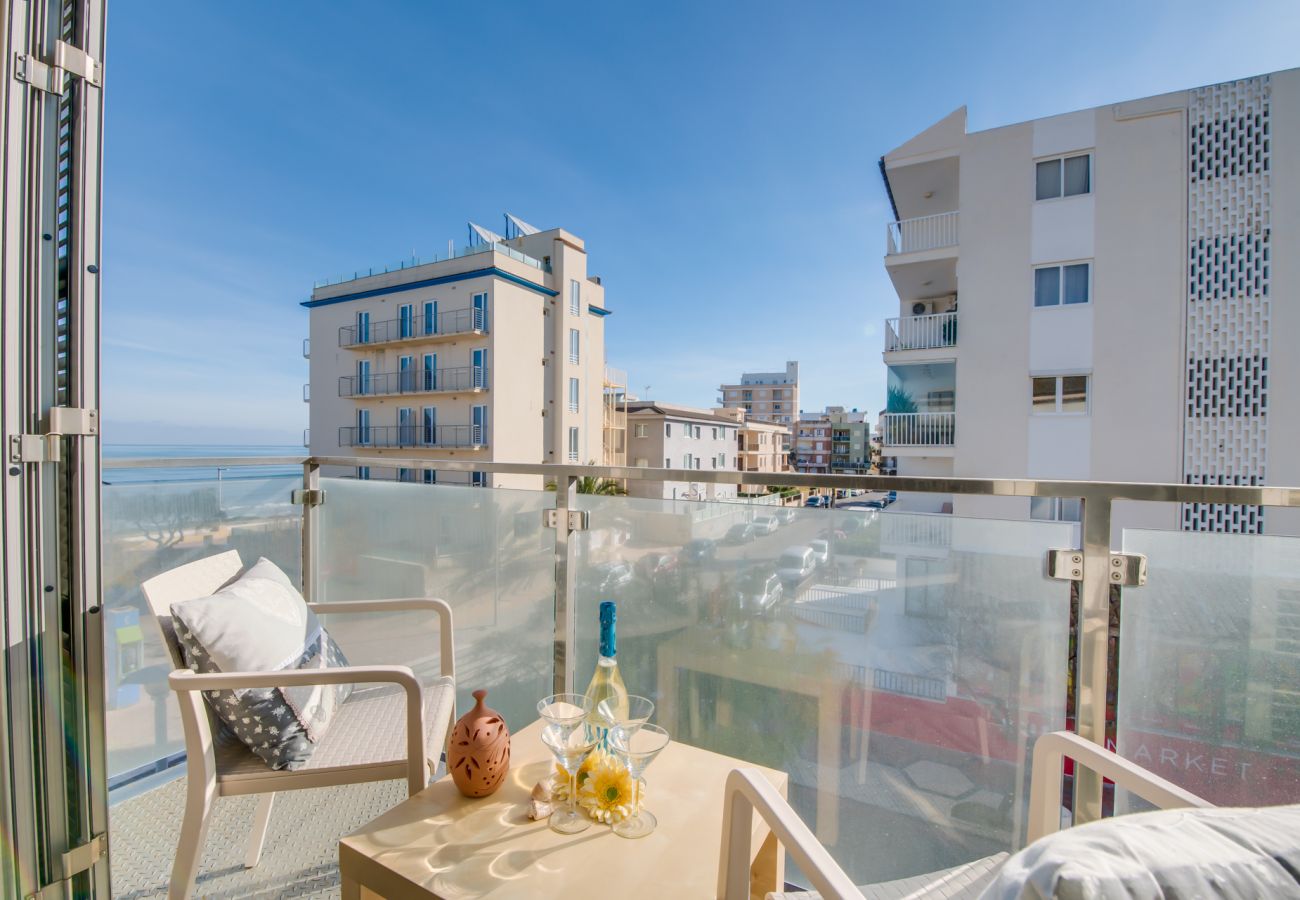 Appartement avec vue sur la mer à Can Picafort