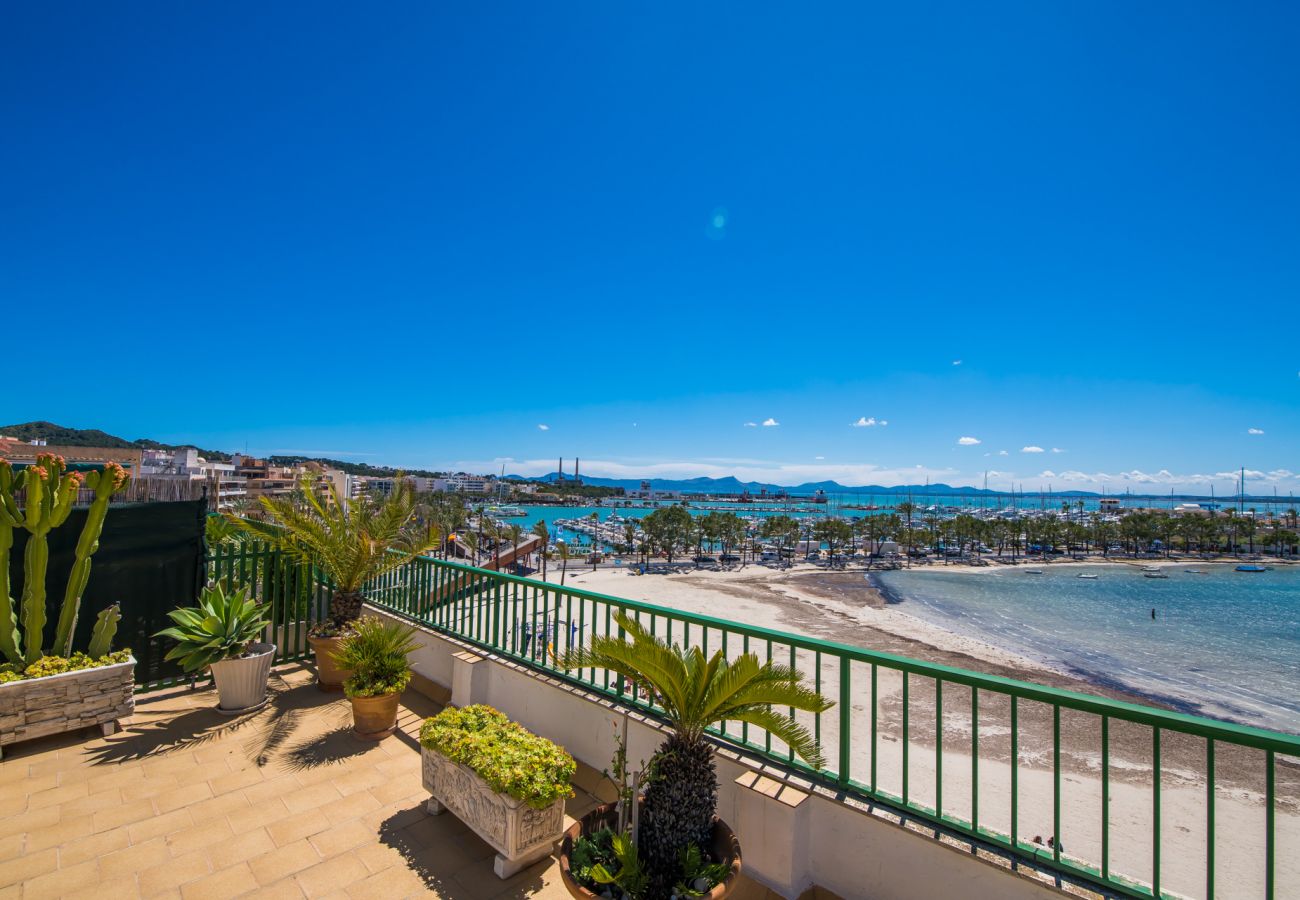 Appartement à Alcudia - Appartement Maria avec vue sur la mer de la plage d'Alcudia.