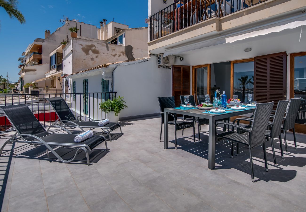 Appartement près de la plage avec terrasse et vue sur la mer à Alcudia