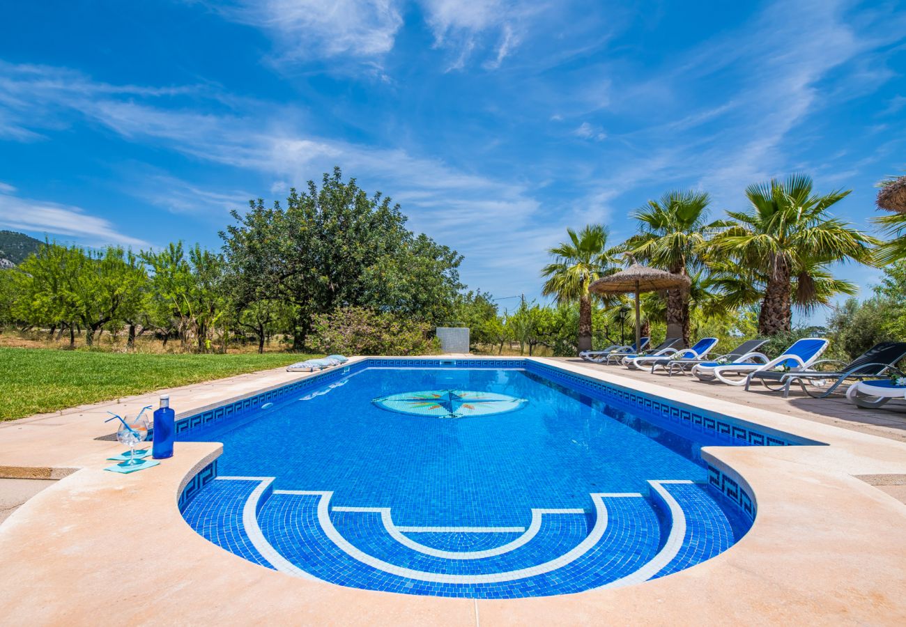 Domaine en pleine nature avec piscine à Majorque