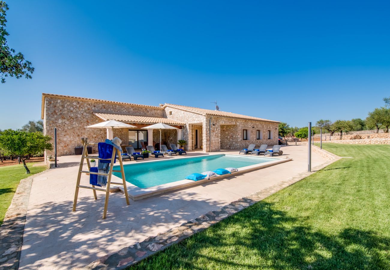 Finca rurale à Majorque avec piscine et barbecue