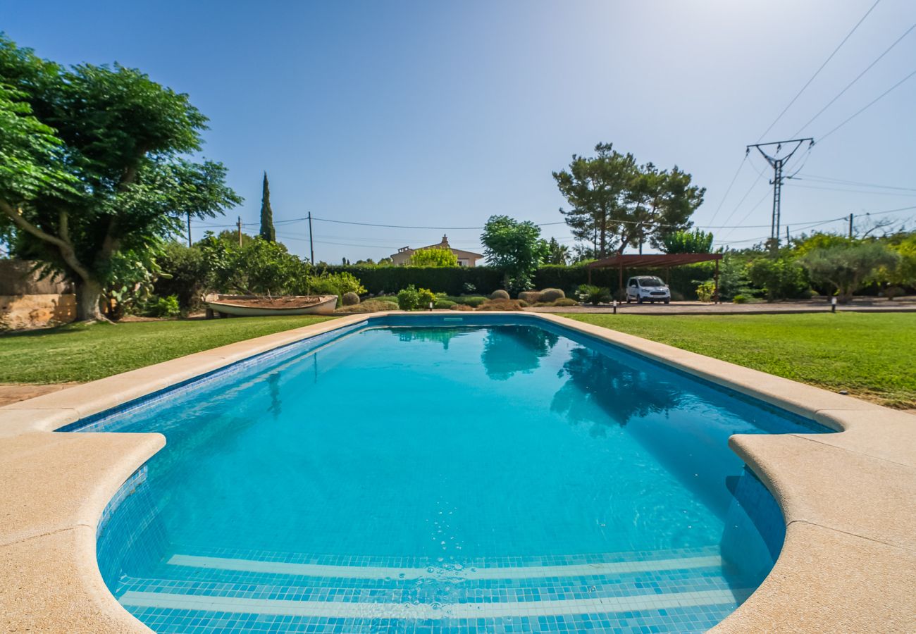 Maison rurale avec piscine à Ca'n Picafort