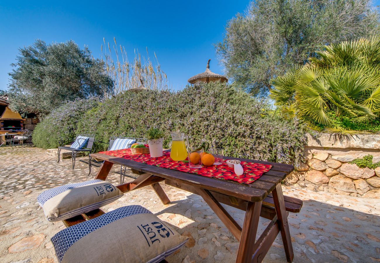 Domaine à Buger - La finca mallorquina Ses Planes avec piscine.