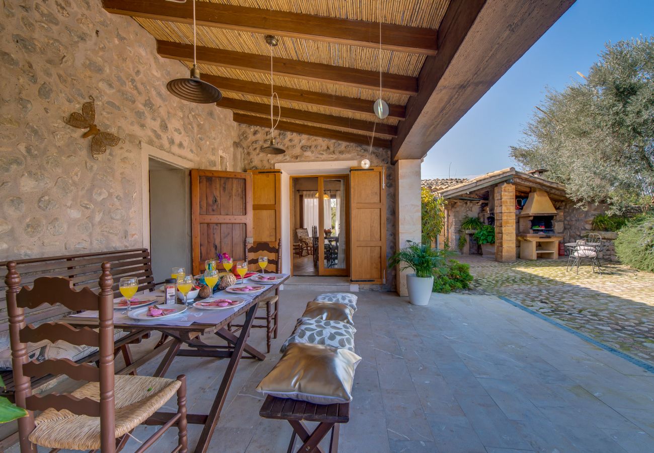 Domaine à Buger - La finca mallorquina Ses Planes avec piscine.