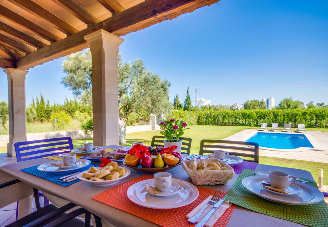 Domaine à Alcudia - Finca Majorquine à Alcudia Ses Poves avec piscine