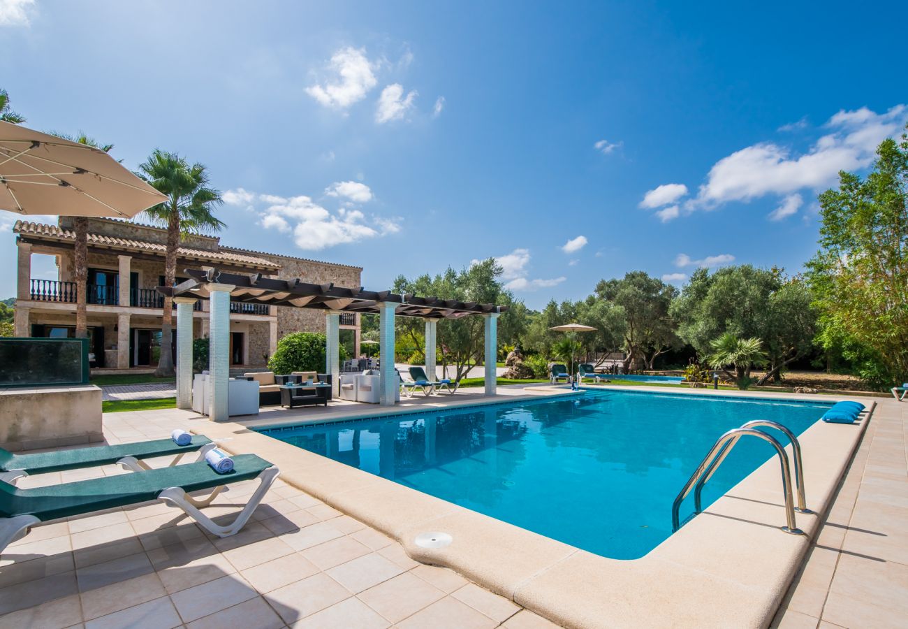 Domaine à Alcudia - Finca rurale à Alcudia Ca Na Siona avec piscine.