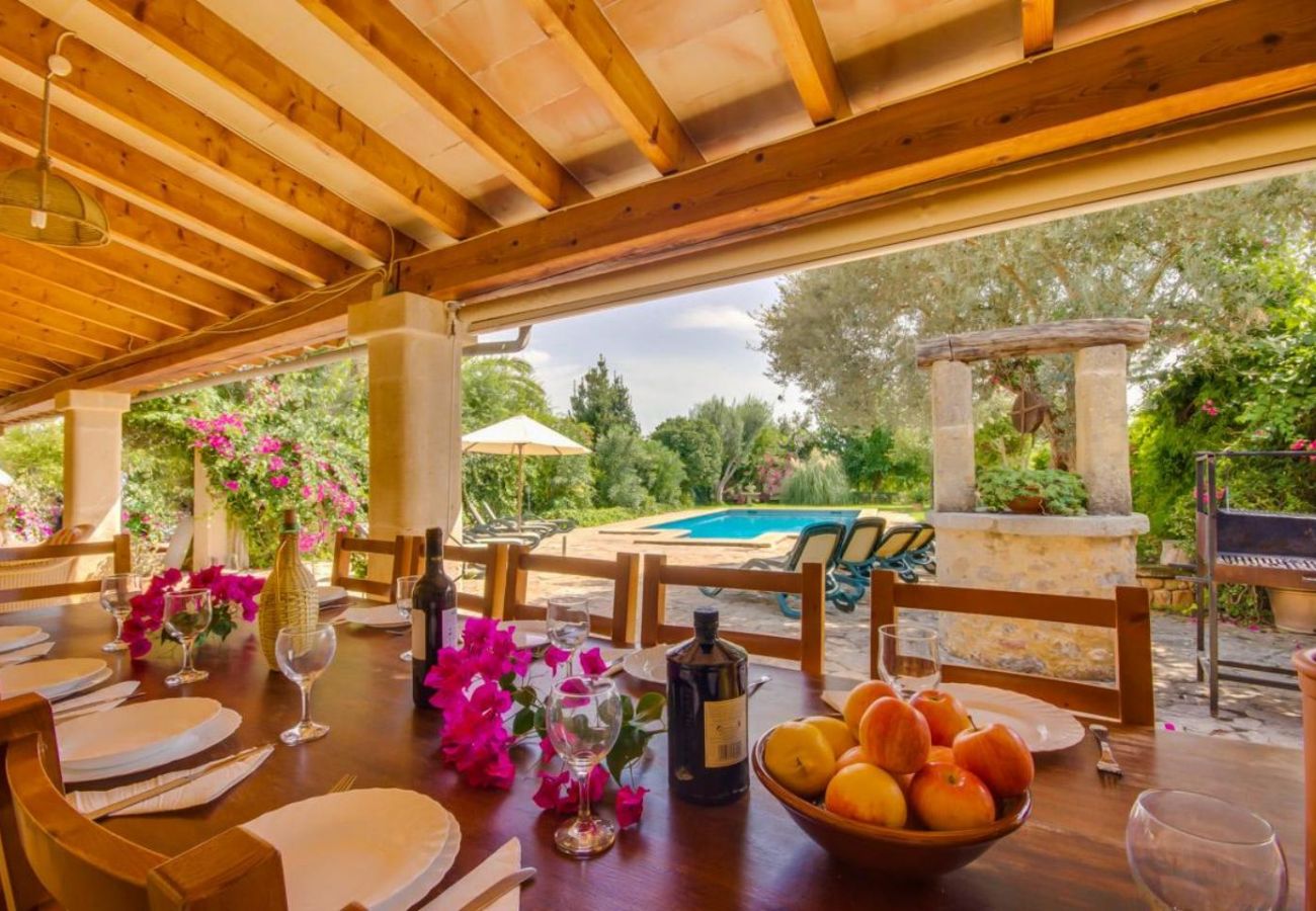 Grande finca rustique avec piscine à Majorque