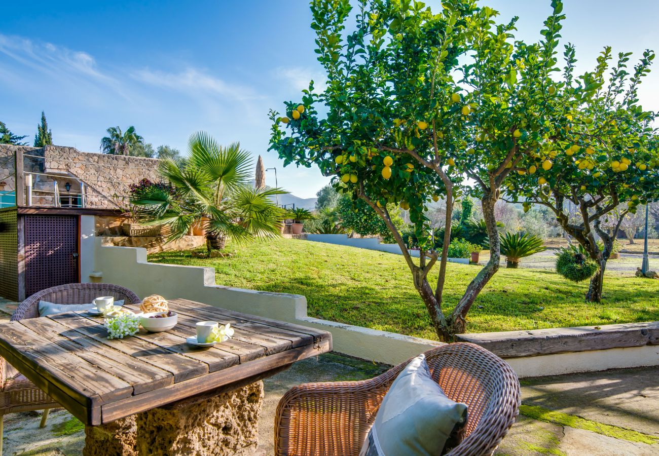 Vacances à Alcudia près de la plage avec piscine et terrasses