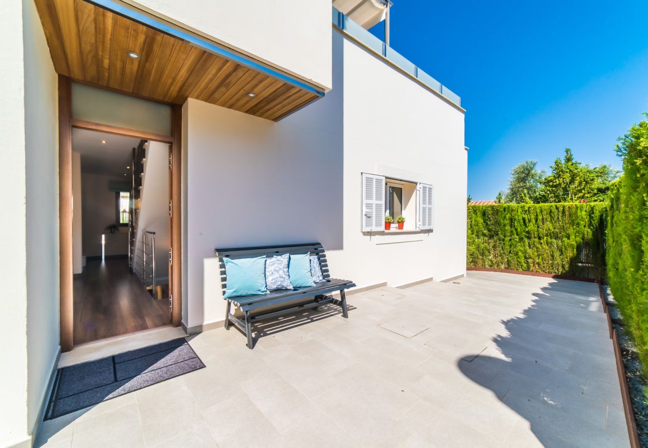 Maison à Alcudia - Maison près de la mer Xiscama avec jacuzzi à Alcudia.