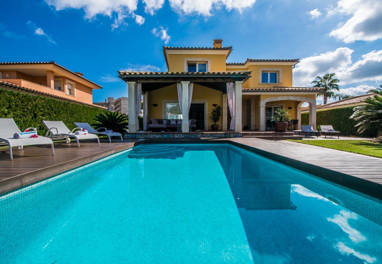 Maison avec climatisation et piscine à Alcudia