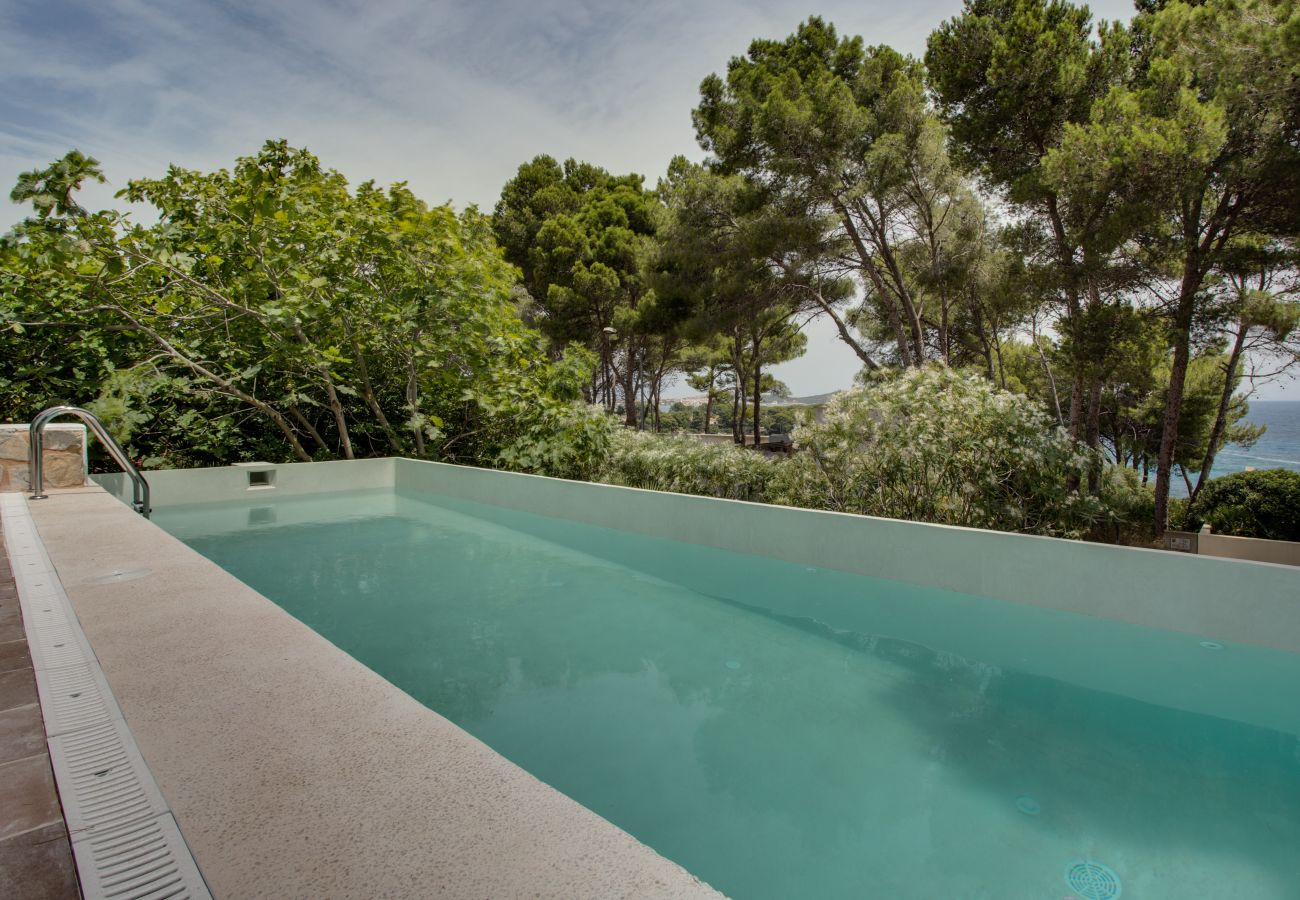 Maison avec une vue spectaculaire sur la mer Méditerranée