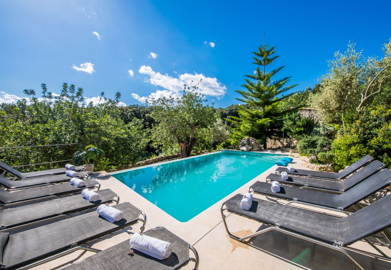 Domaine à Campanet - Finca rurale dans la montagne d'Es Rafal avec piscine