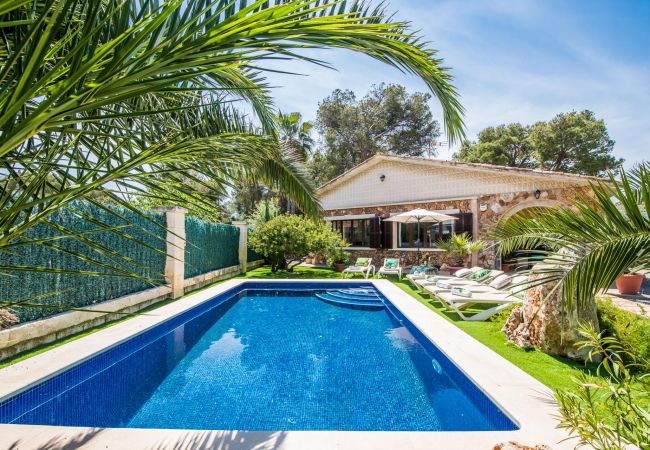 Maison avec piscine Villa Jardi près de la plage