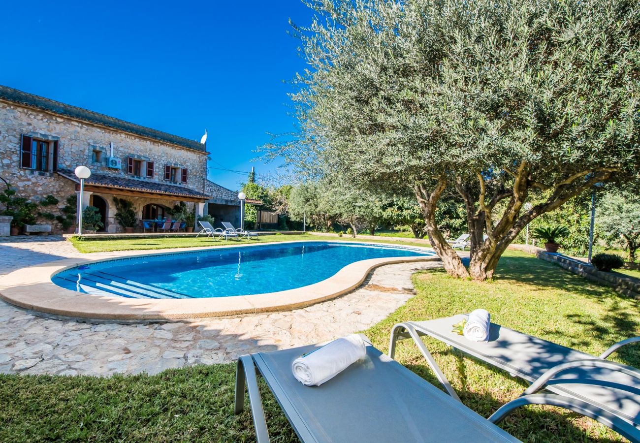 Domaine avec barbecue et piscine au centre de Majorque 