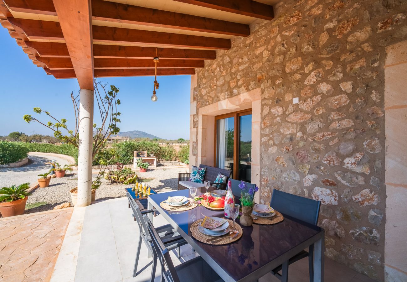 Vacances à Majorque dans une finca avec piscine