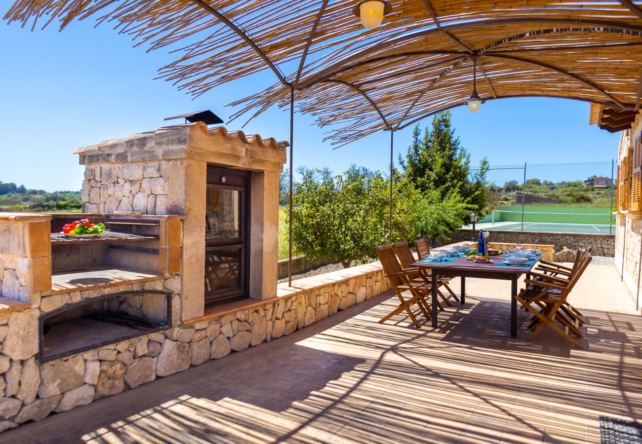 Maison à Lloret de Vistalegre - Finca à Majorque Sa Sinia avec piscine et court de tennis